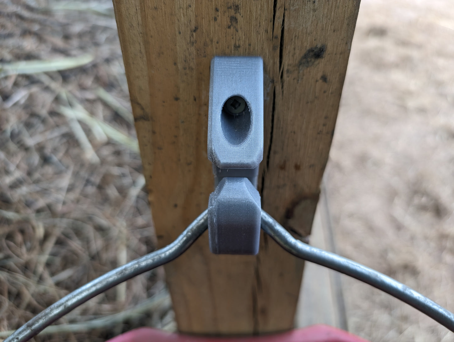 Front view of bucket hook in use