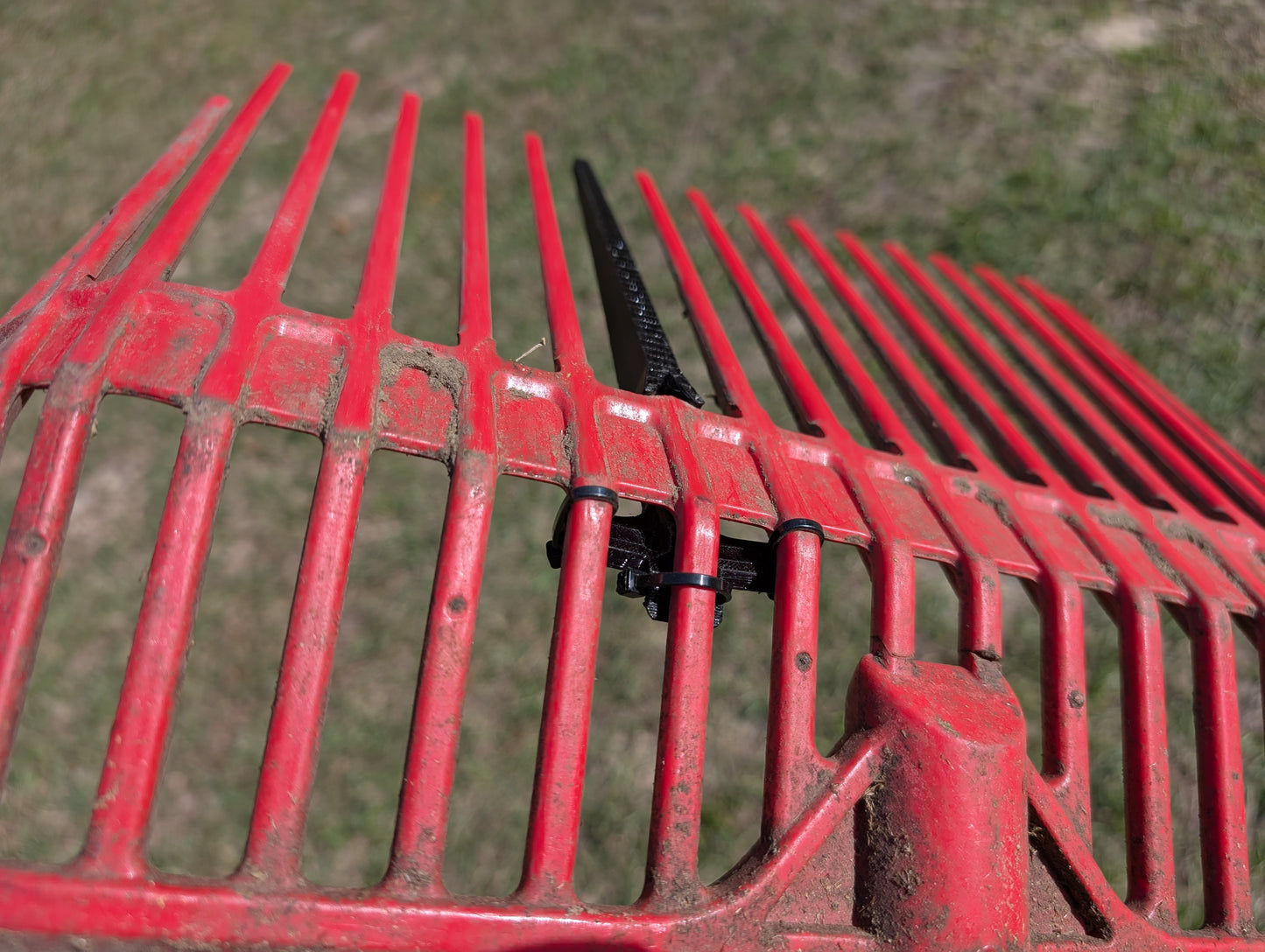 Manure Fork Replacement Tine for Durafork and Fortiflex - Single Tine
