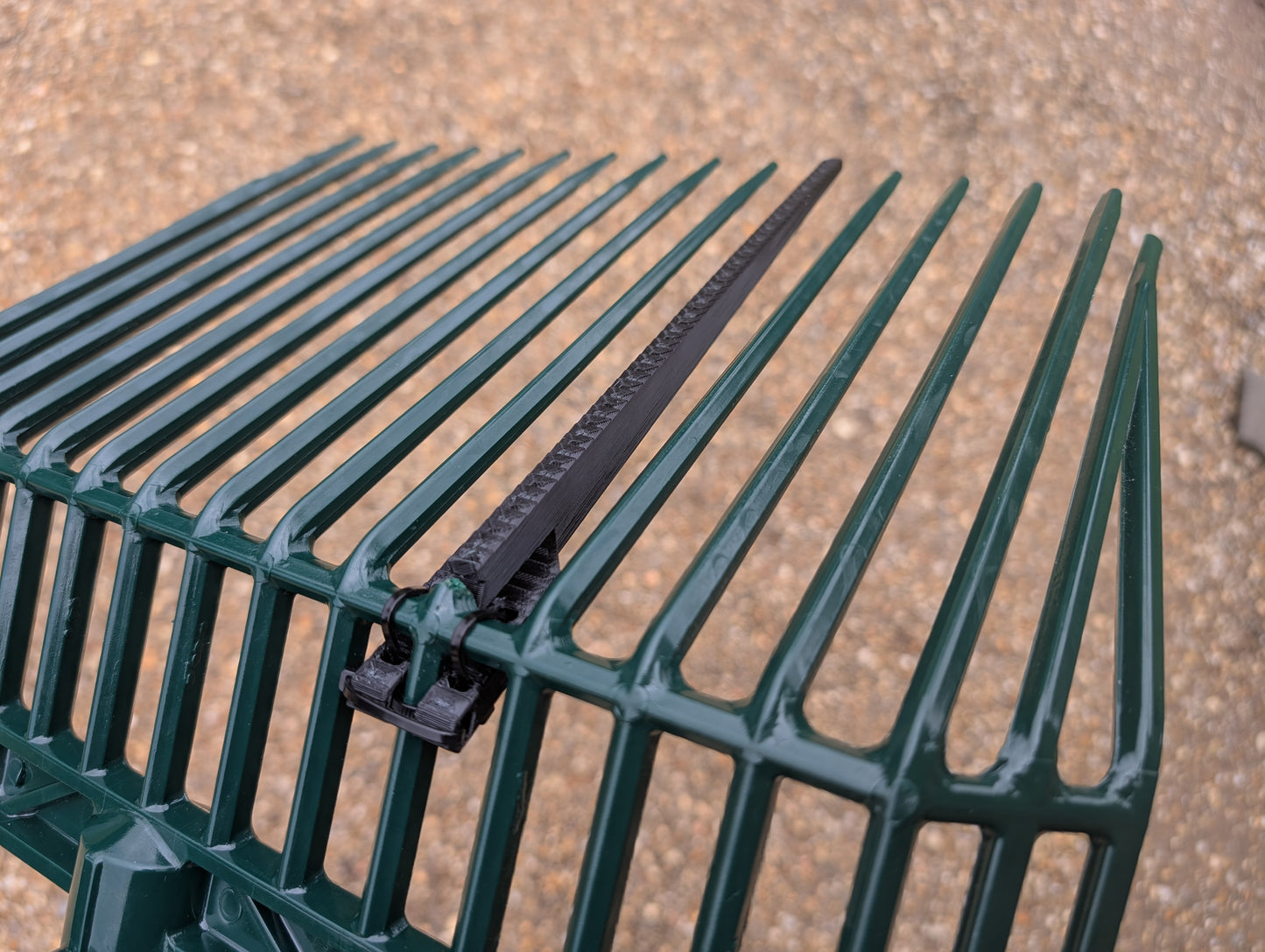 Manure Fork Replacement Tine for Durafork and Fortiflex - Single Tine