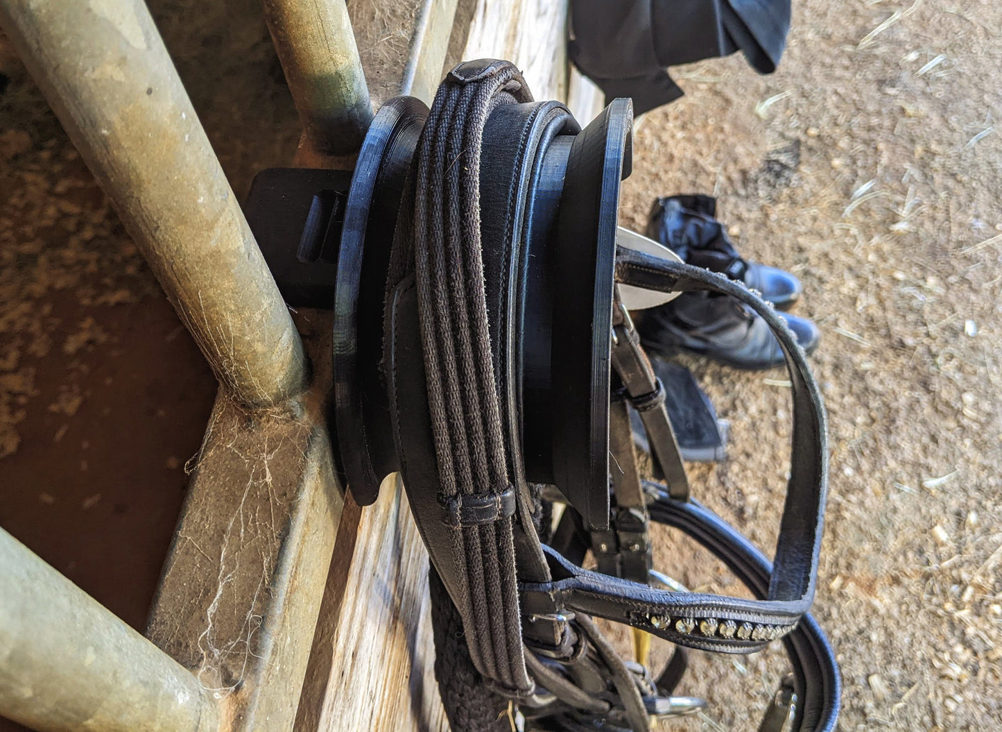 Personalized Hanging Adjustable Bridle Holder | 3 or More Colors | Edge Text and Additional Colors